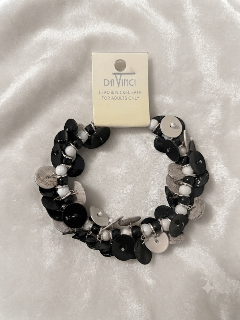 DaVinci Black, Silver & White Shell Disc Cluster Stretch Bracelet